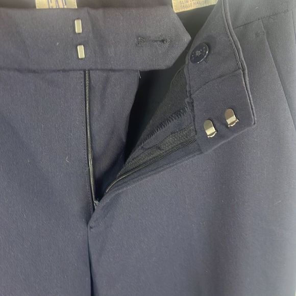 GAP • High Rise Curvy Slim Boot Pants - Picture 6 of 10